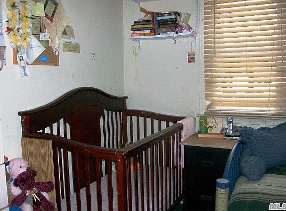 5th image of 230 Radio Ave