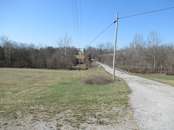3rd image of 288 Central Pike