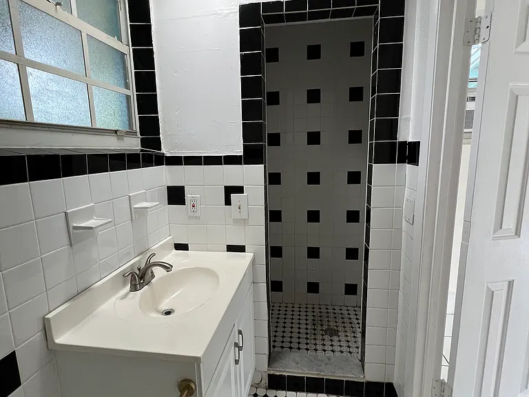 622 S Federal Hwy #9 — Photo 11