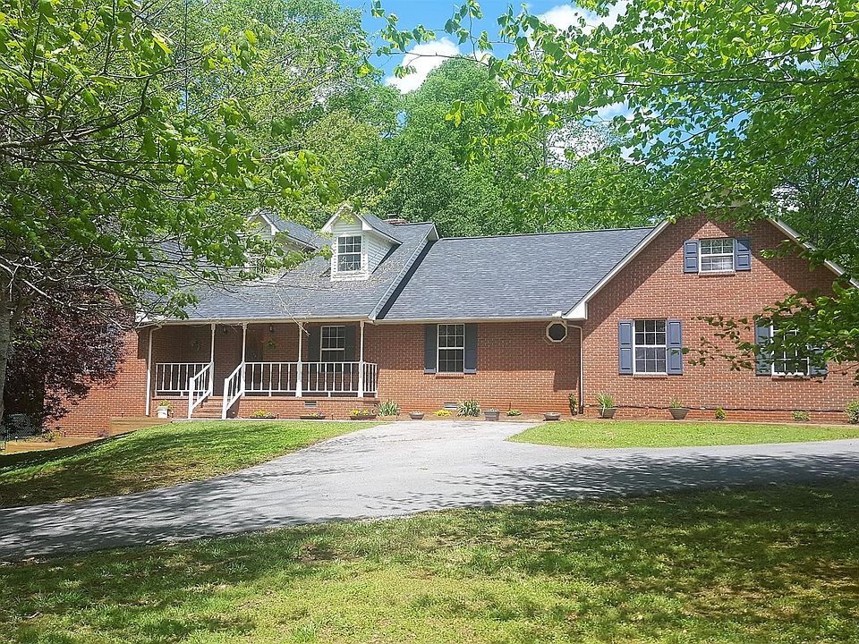 1st image of 811 Lakeland Dr