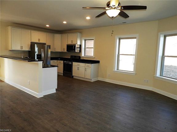 2nd image of 6803 Detroit Ave APT 4