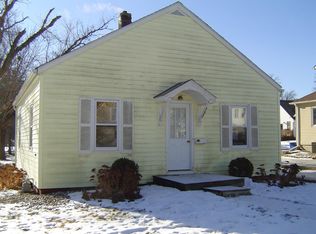 137 2nd St SE, Sioux Center, IA 51250