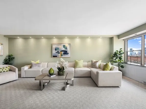 75 E End Ave #17EF, New York, NY 10028