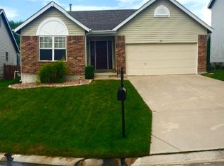 405 Briarchase Pl, Lake Saint Louis, MO 63367