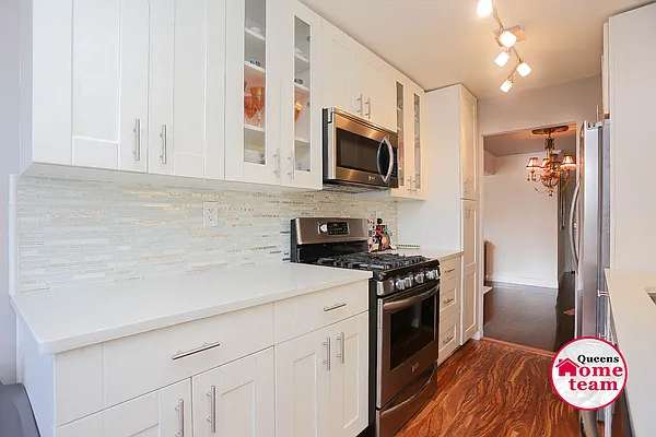 Sold by Keller Williams Realty Landmark II | media 21