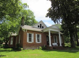 110 S Park St, Senatobia, MS 38668