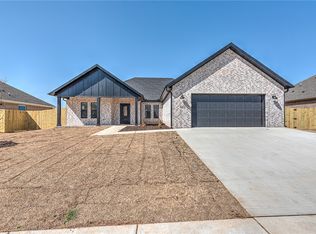 168 N Box Turtle, Farmington, AR 72730