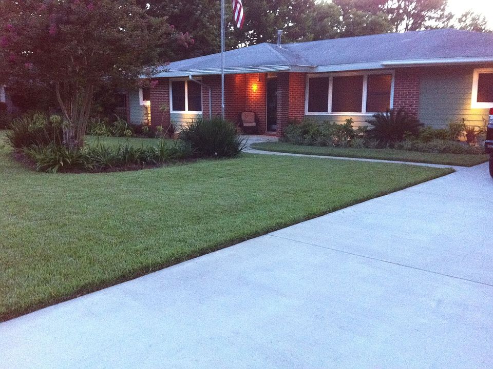 1st image of 303 Navarre St