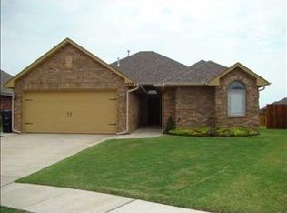 4808 Fawn Run Dr, Yukon, OK 73099