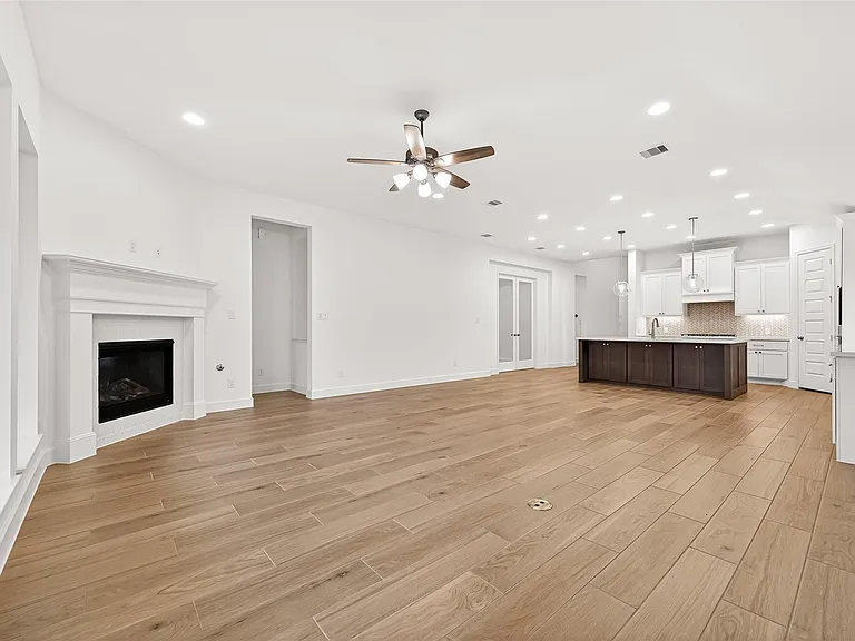 29731 Brushy Gables Dr — Photo 17