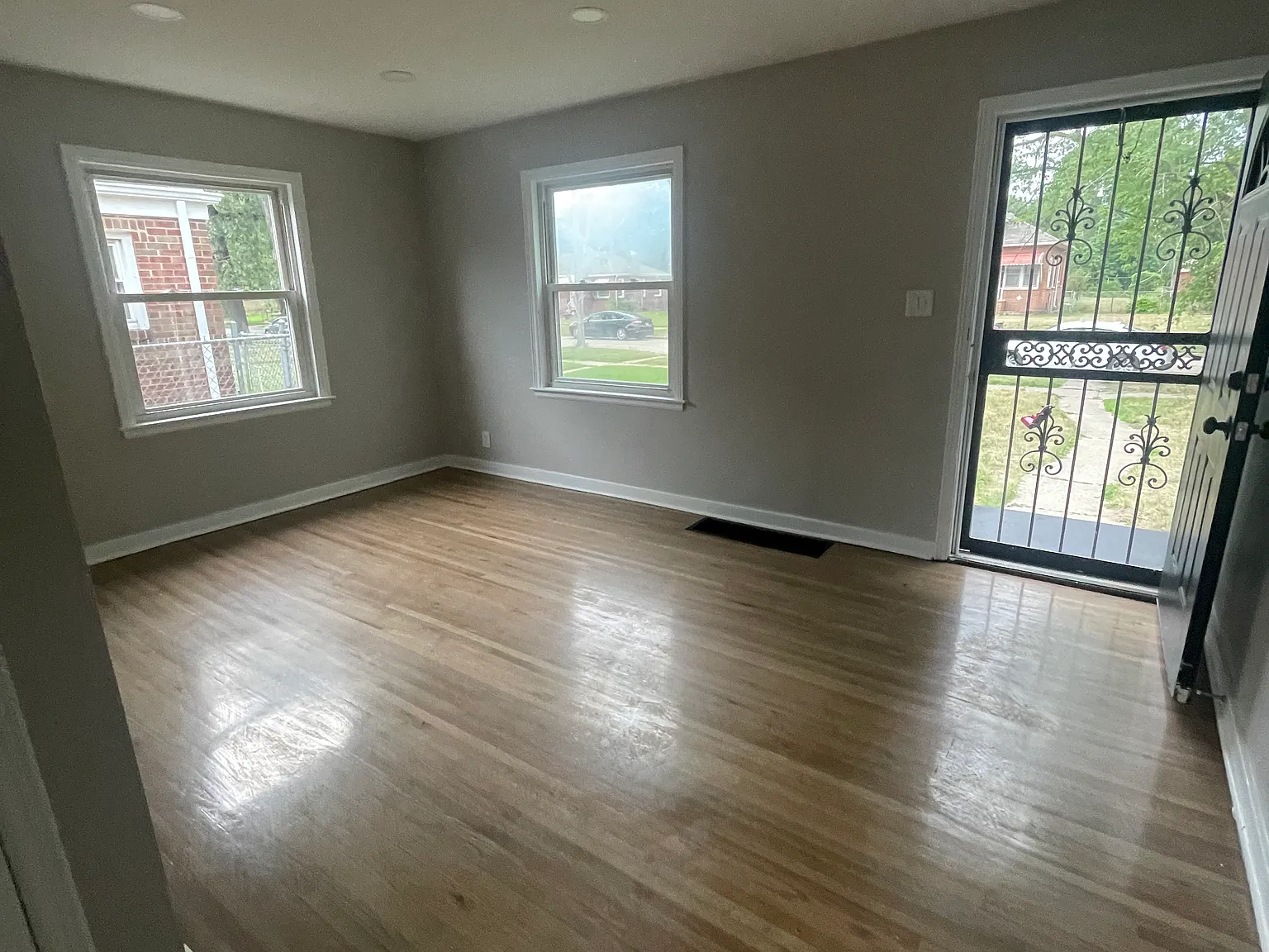 4 bed, 2.5 bath, 750 sqft, $1,650 — Photo 4