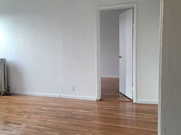 4th image of 3801 Review Pl APT 5C