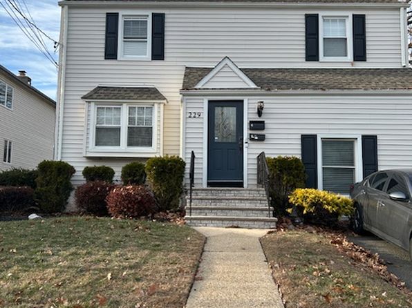 229 Livingston Ave #1