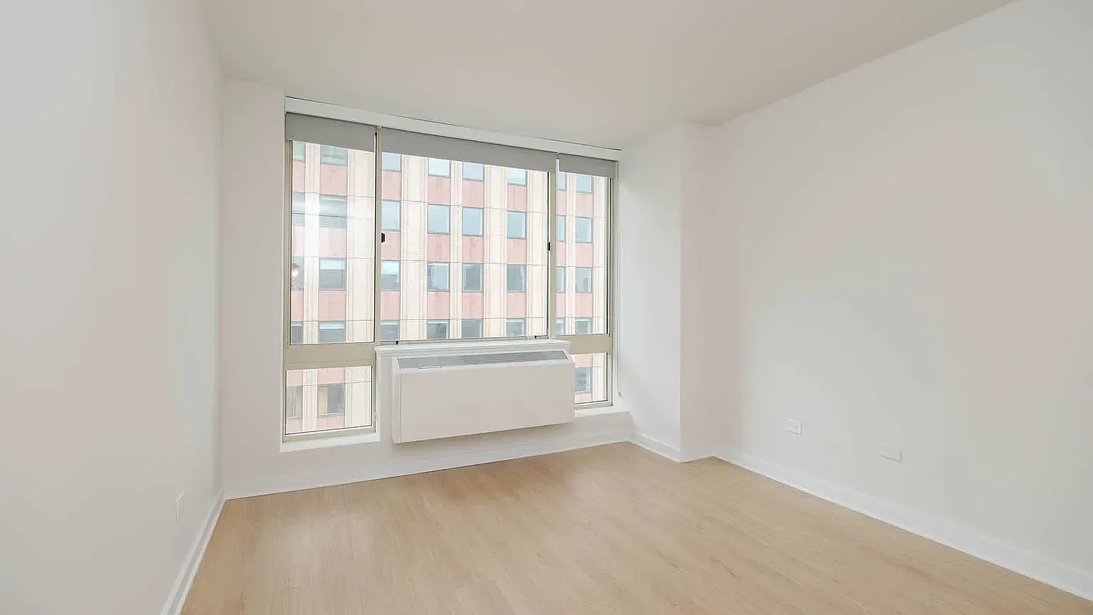 305 West 50th Street — Photo 3