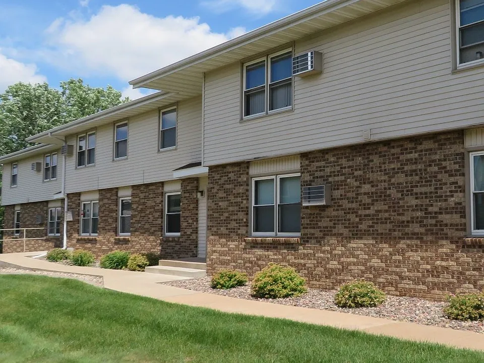 4910 Coventry Ct