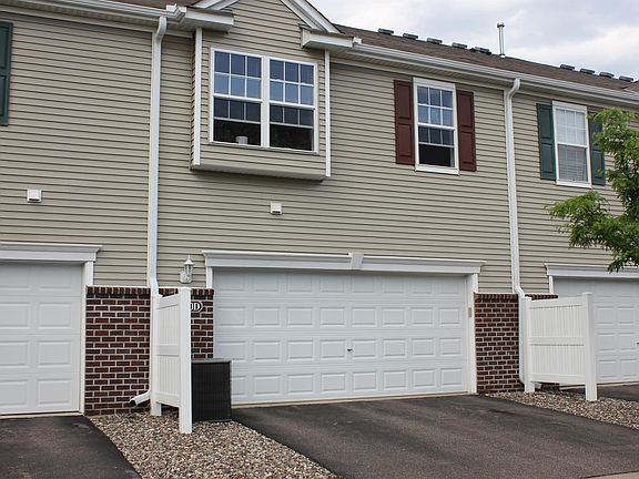 2nd image of 3490 Cherry Ln Unit D