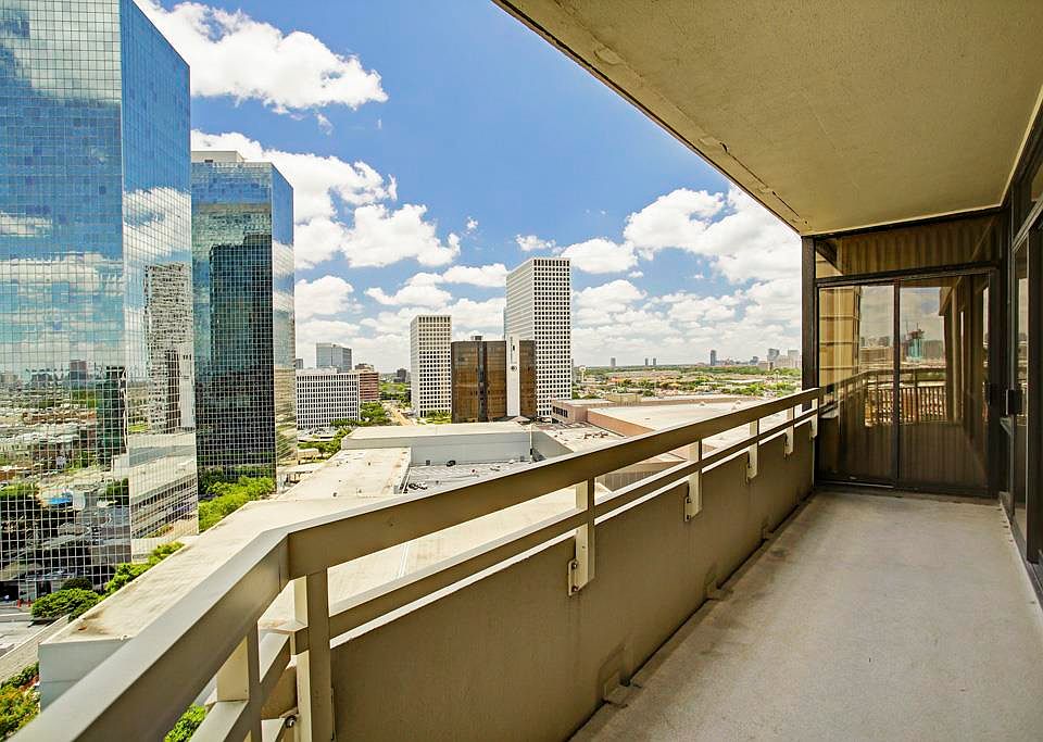 1st image of 15 Greenway Plz Unit 16D