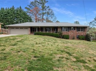 2854 Bonanza Dr, Decatur, GA 30033