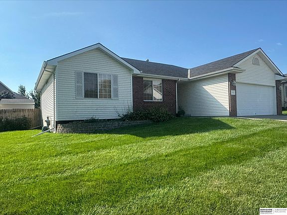 2nd image of 1733 Frisco Dr