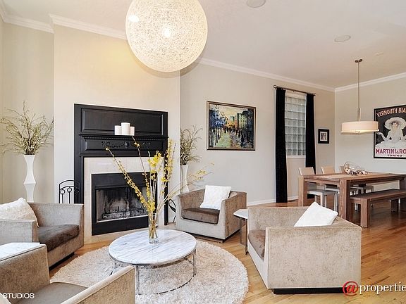 Living Room / Dining Room