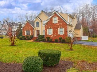 5201 Beachmere Ter, Chester, VA 23831