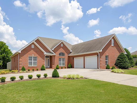 2nd image of 249 Woodcrest Dr