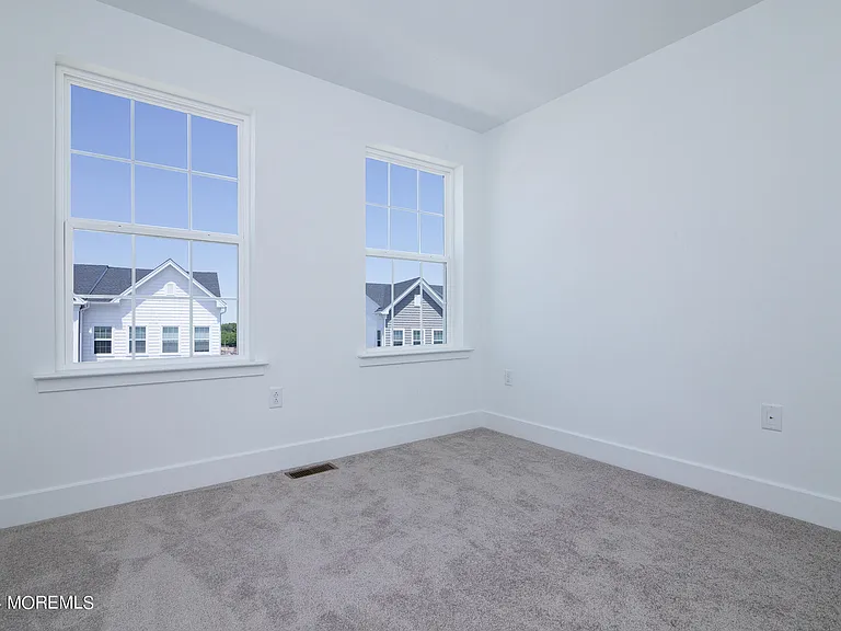 18 Crimson Dr — Photo 25