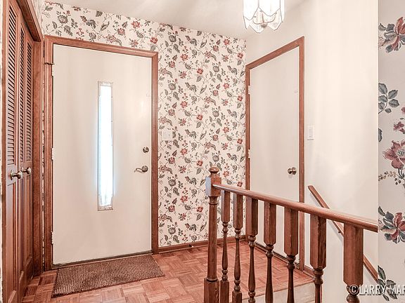 3rd image of 4326 Indian Spring Dr SW
