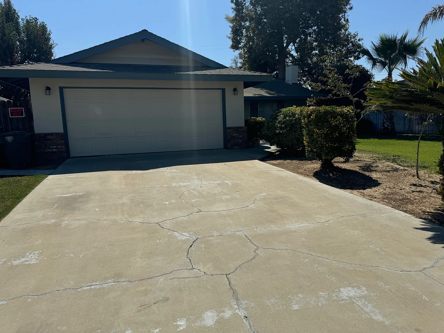 3 bed, 1340 sqft, $2,250 — Photo 2