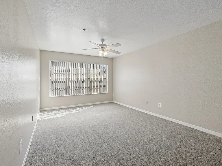 Vista Haven Apartment Homes — Photo 22