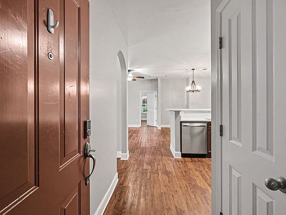 3rd image of 7233 Althorp Way APT S1