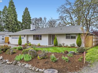 990 Beatrice Ave, Gladstone, OR 97027