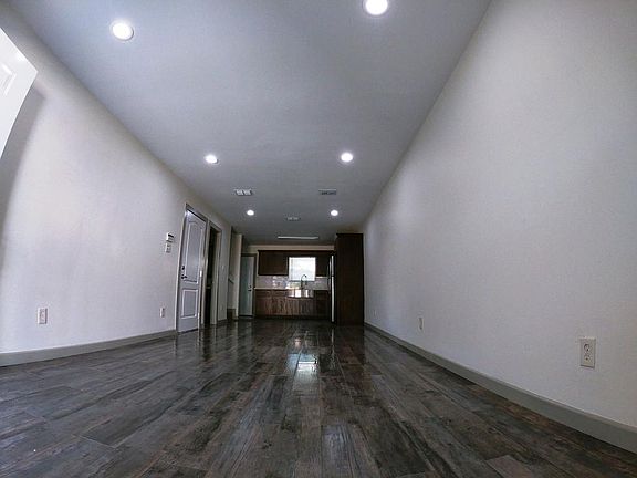 5th image of 401 N G St #1
