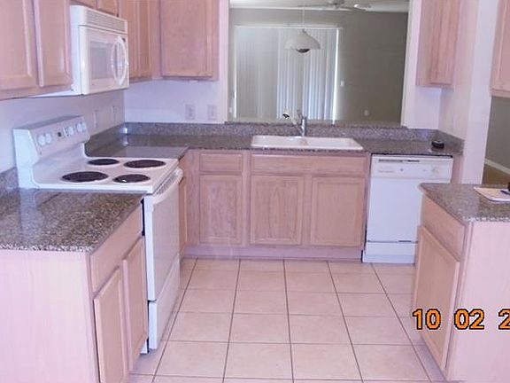 3rd image of 18140 Nassau Point Dr