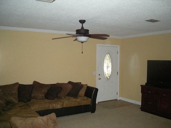 2nd image of 900 Sellers Ct