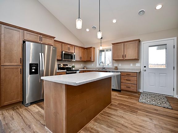 3rd image of 1148 Eagle Ln