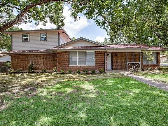 2nd image of 7453 S College Cir