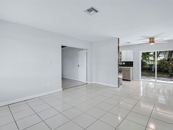 4th image of 17341 NW 53rd Avenue