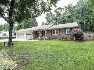 11 Andrea Ln, Carrollton, GA 30117