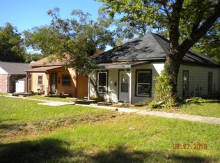 413 S 9th St, Independence, KS 67301