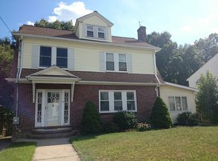 212 Weld St, West Roxbury, MA 02132