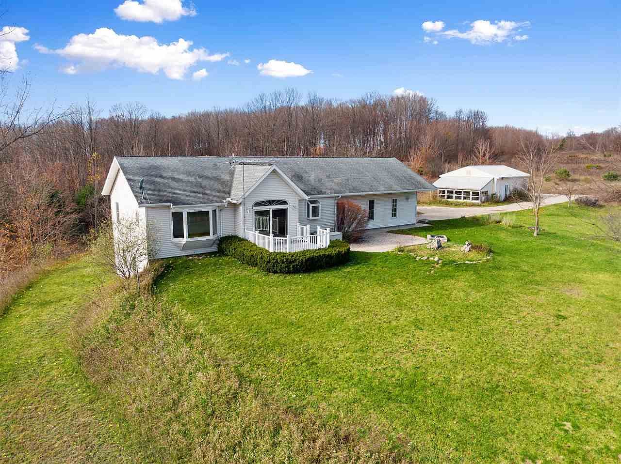 5113 Bc Ej Rd, East Jordan, MI 49727 Zillow