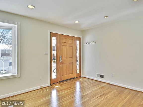 2nd image of 5013 Druid Dr