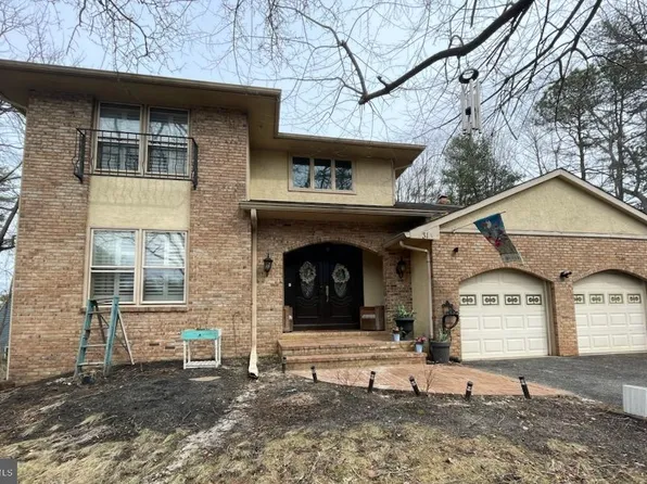 31 Signal Hill Dr, Voorhees, NJ 08043