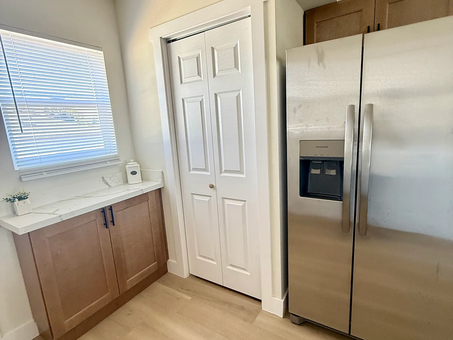 3 bed, 1.5 bath, 1000 sqft, $2,900 — Photo 4