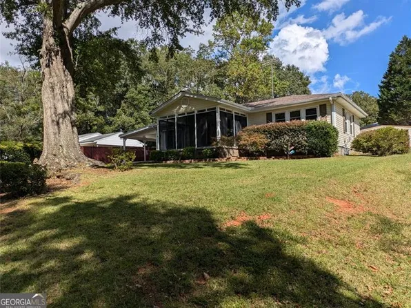 11 Elm Cir, Newnan, GA 30263