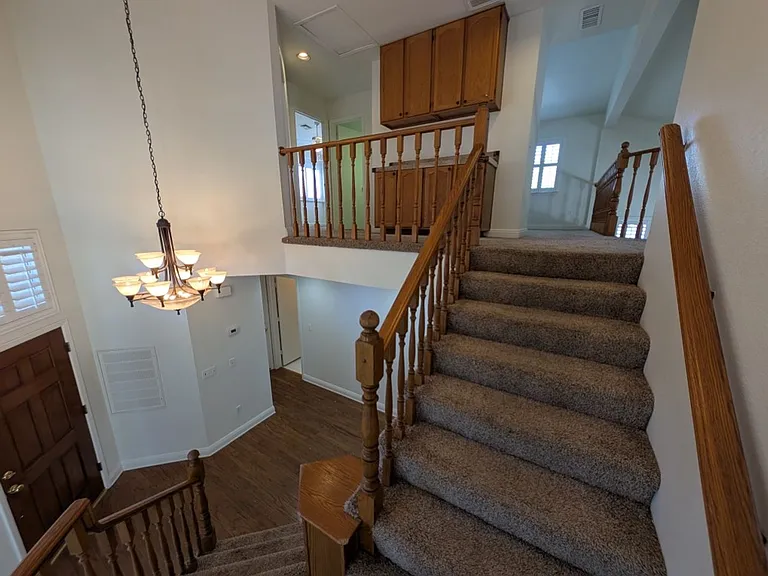 8432 Airmont Ct — Photo 20