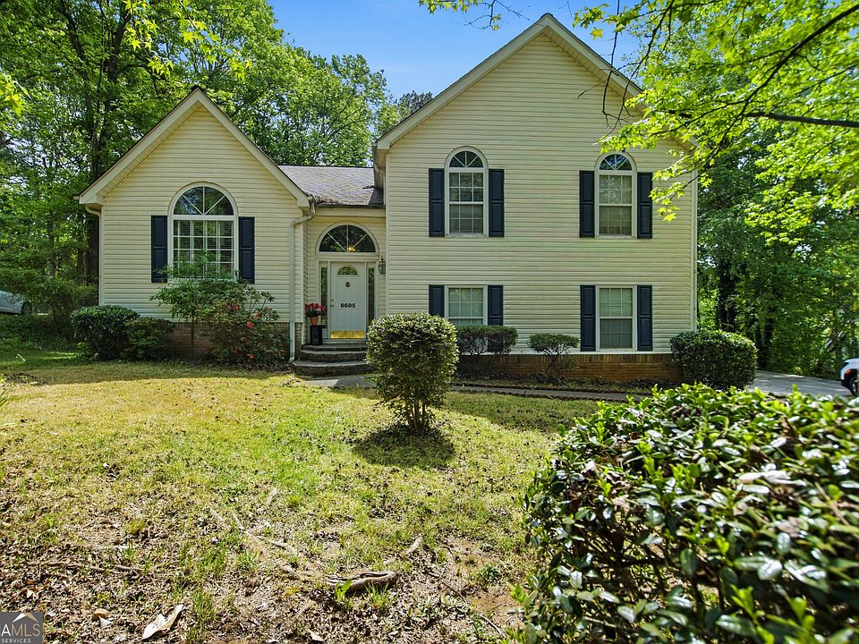 1st image of 8605 Creekview Ct