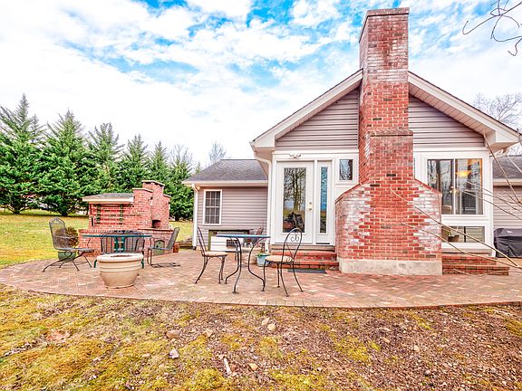 4th image of 3181 Forest Acre Trl
