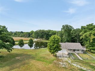 103 Fisher Ave, Panama, IL 62077